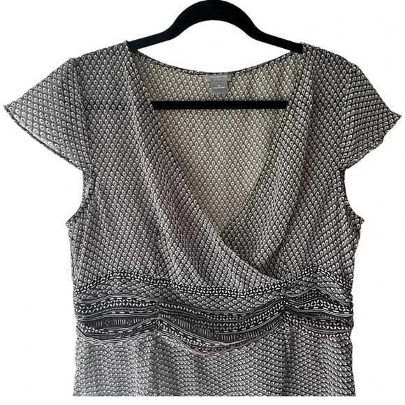 ANN TAYLOR NWOT SHEER CAP SLEEVE FAUX WRAP TOP | SIZE: 14 - Picture 2 of 7